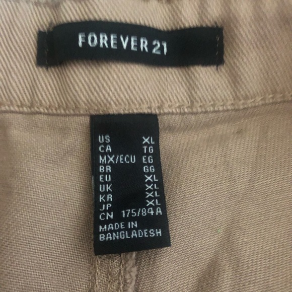 Forever 21 Tan Denim Short - Picture 4 of 6